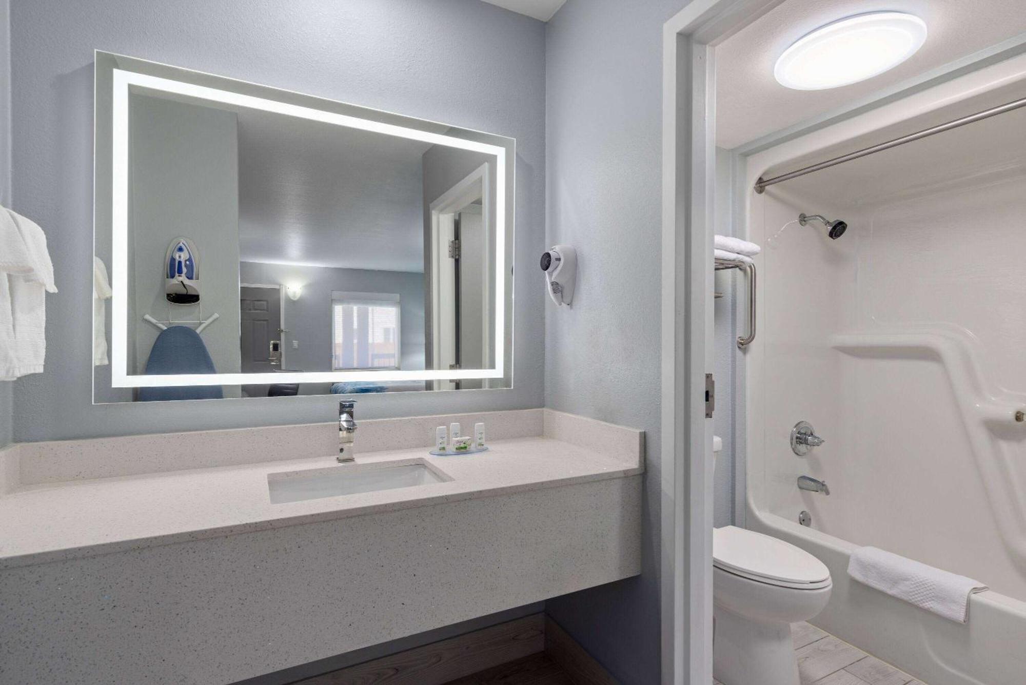 Baymont By Wyndham Branson Thousand Hills Exterior photo